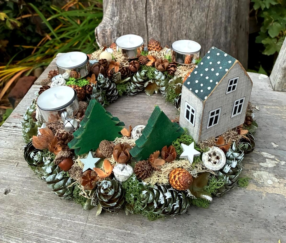 Adventní svícen na čajové svíčky