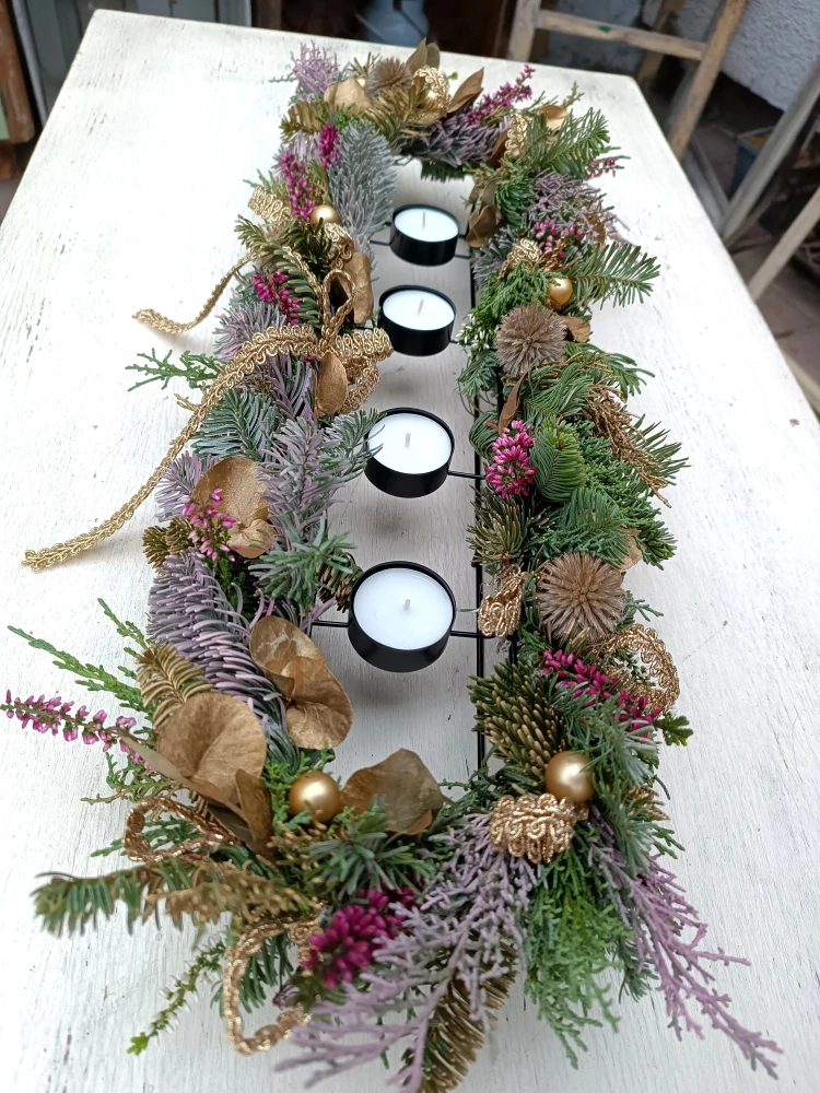 Dlouhý svícen na čajové svíčky, na přání 