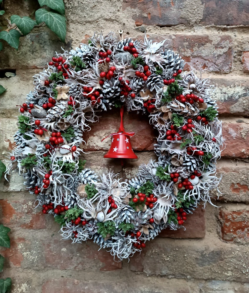 Velký věnec se zvonečkem 