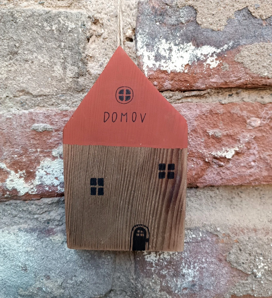 Zimní venkovní věnec s autorským domečkem