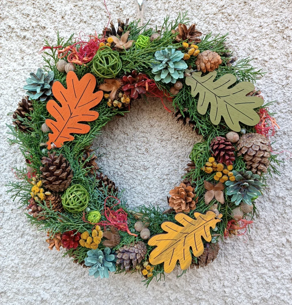 Věnec s barevnými listy 