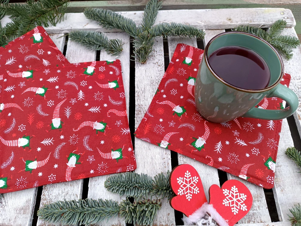 Trpaslíci na vínovém podkladu