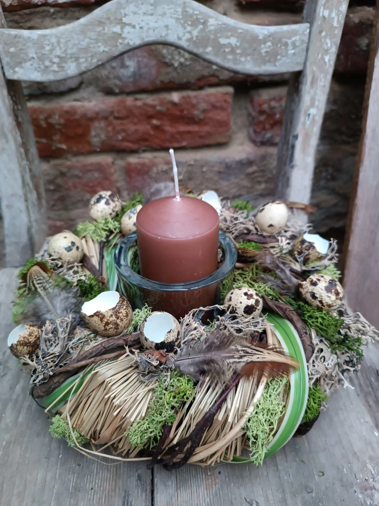 Věnec s pravými vajíčky