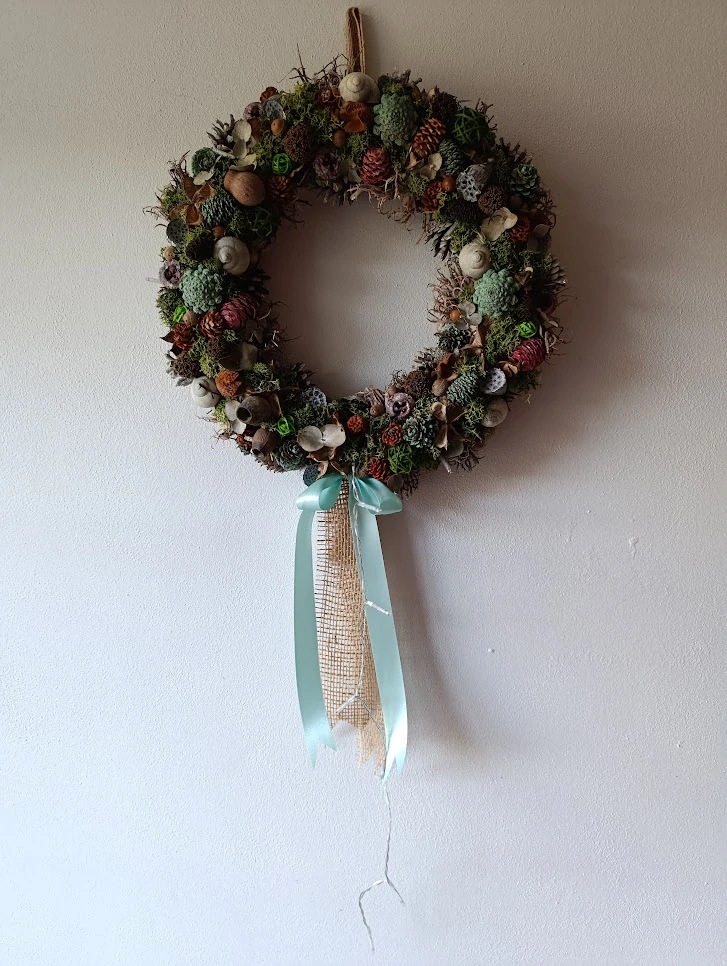 Barevný svítící věnec