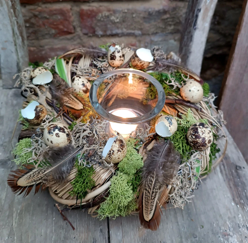 Věnec s pravými vajíčky