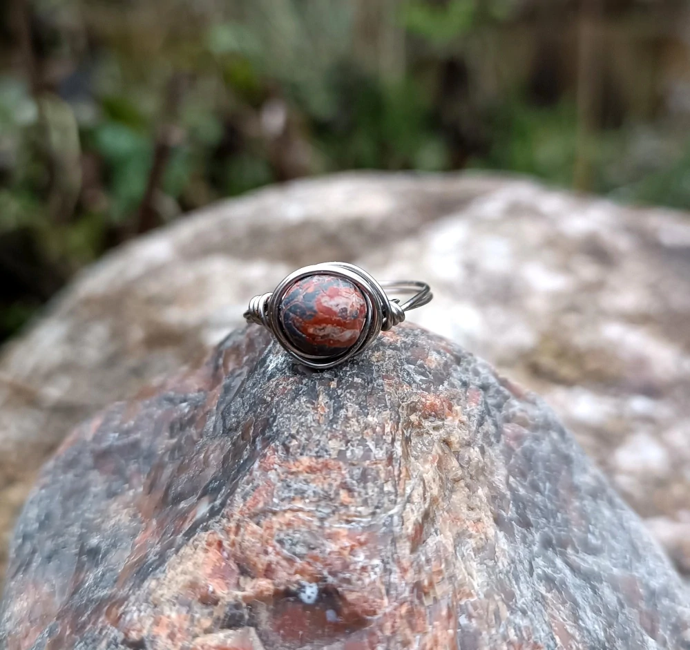 Jaspis Picaso matný 