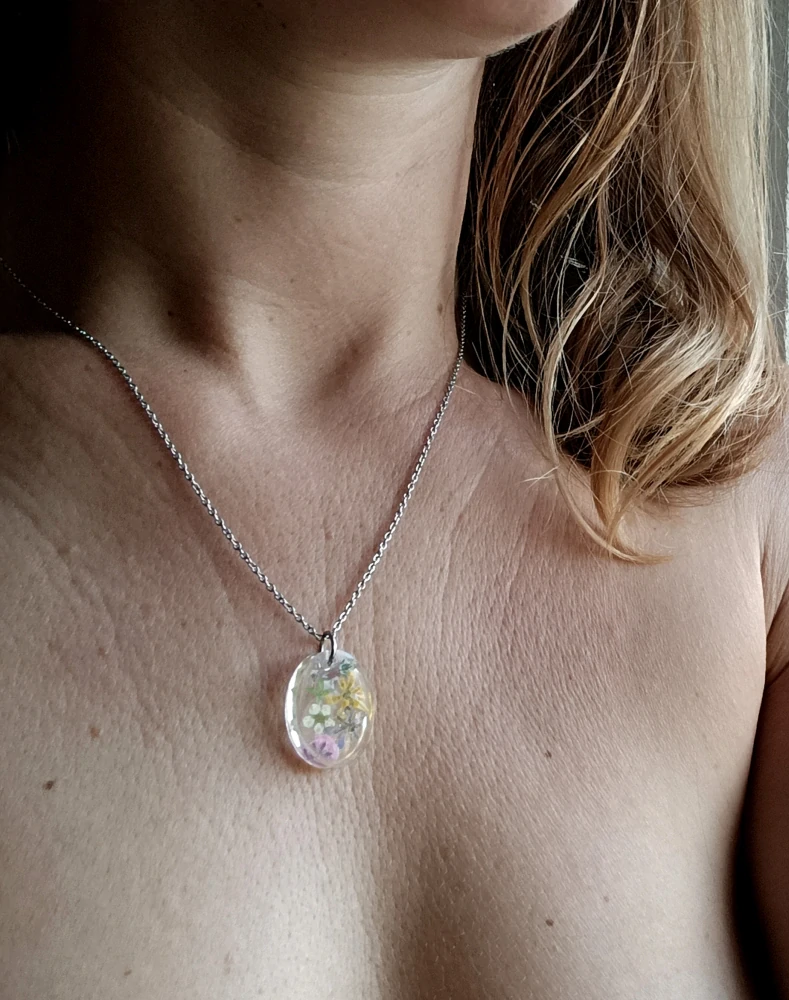 Nerezový řetízek k přívěskům s květy v pryskyřici