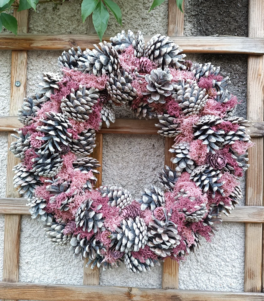 Sugar wreath 