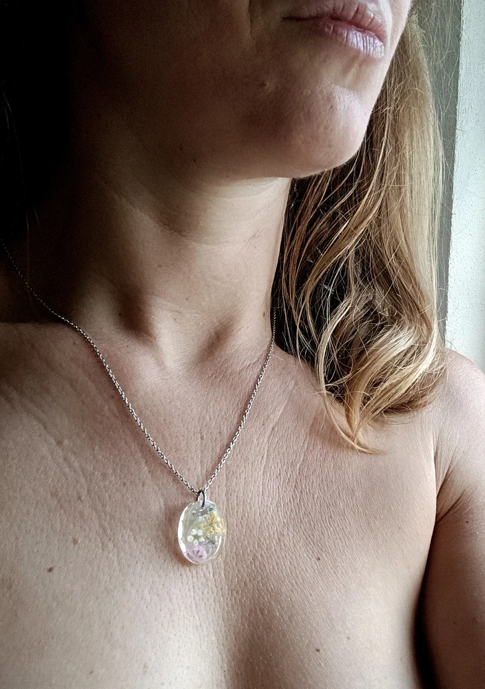 Nerezový řetízek k přívěskům s květy v pryskyřici