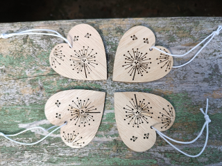 Srdce s chmýřím pampelišky 