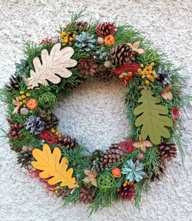 Věnec s barevnými listy 