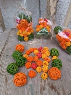 Mix barevných ratanovýck kuliček 