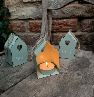 Plechový domeček na čajovou svíčku 