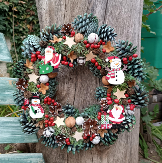 Vánoční věnec k dětem 